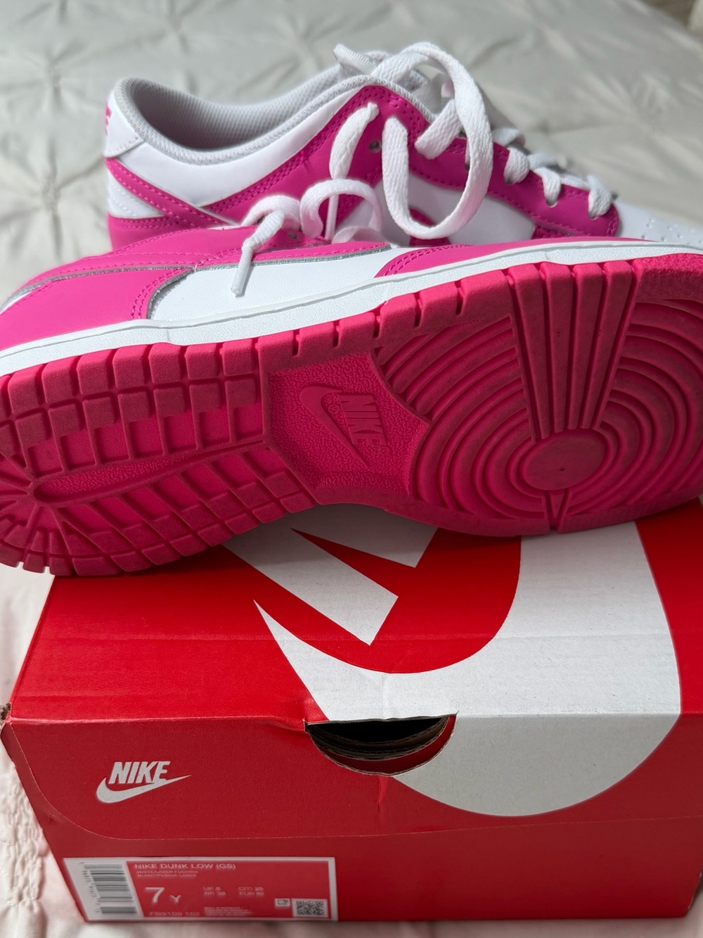Girls Nike dunks 7y - Picture 3 of 6
